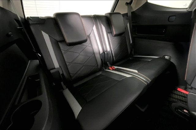 2024 Volkswagen Atlas 2.0T Peak Edition SEL