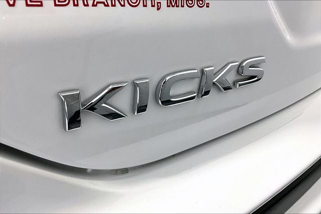 2021 Nissan Kicks S