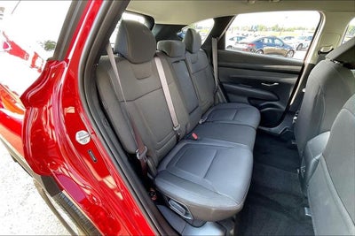 2026 Hyundai TUCSON SE