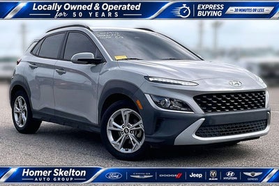 2022 Hyundai KONA SEL