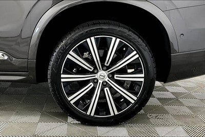 2024 Volvo XC90 B6 Plus Bright Theme