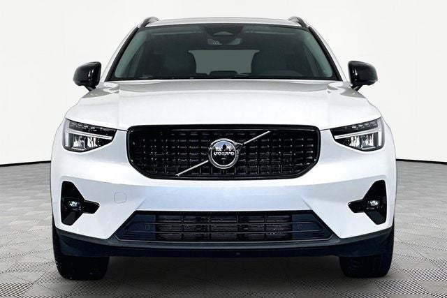2023 Volvo XC40 Ultimate