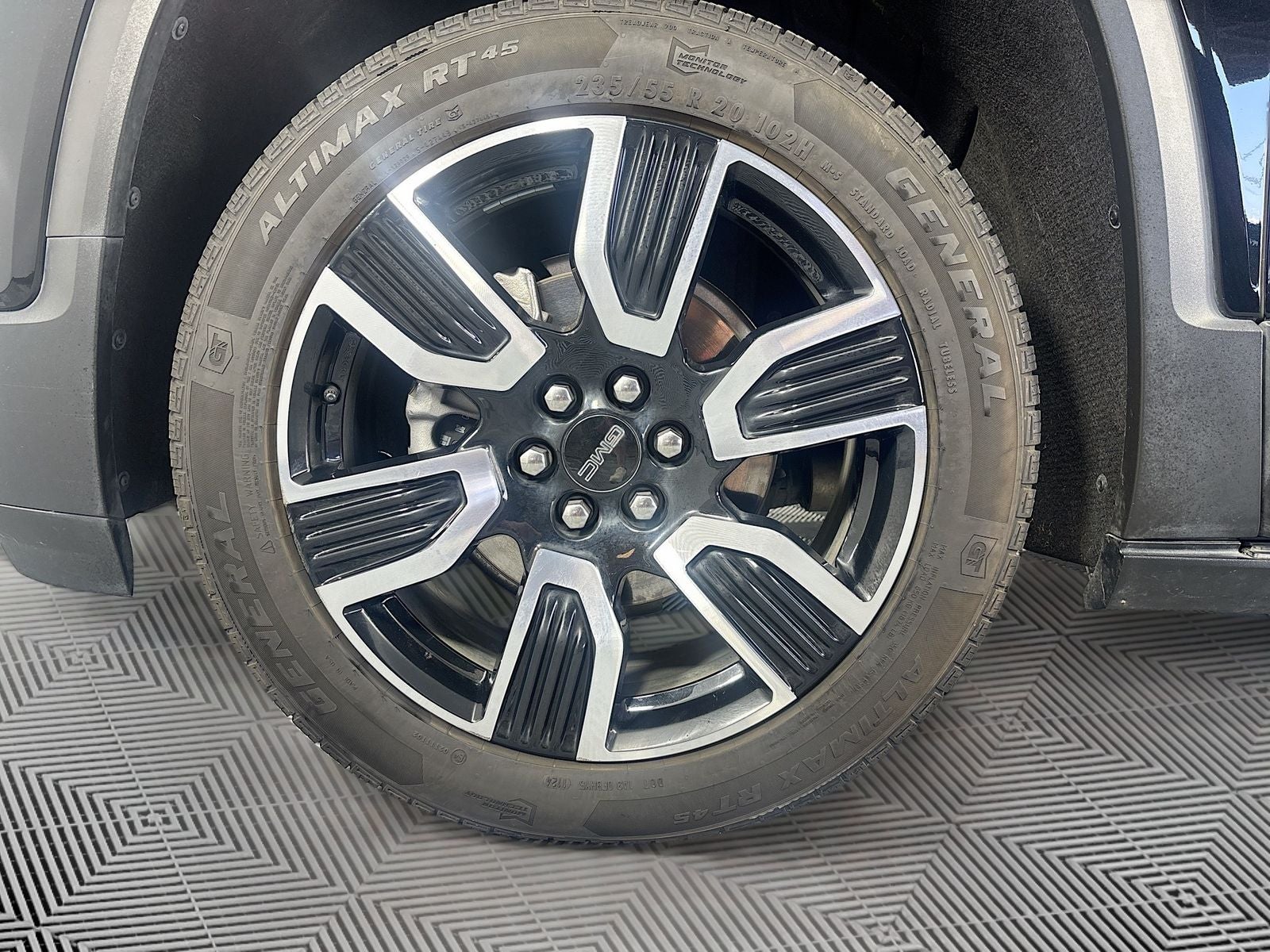 2021 GMC Acadia SLT
