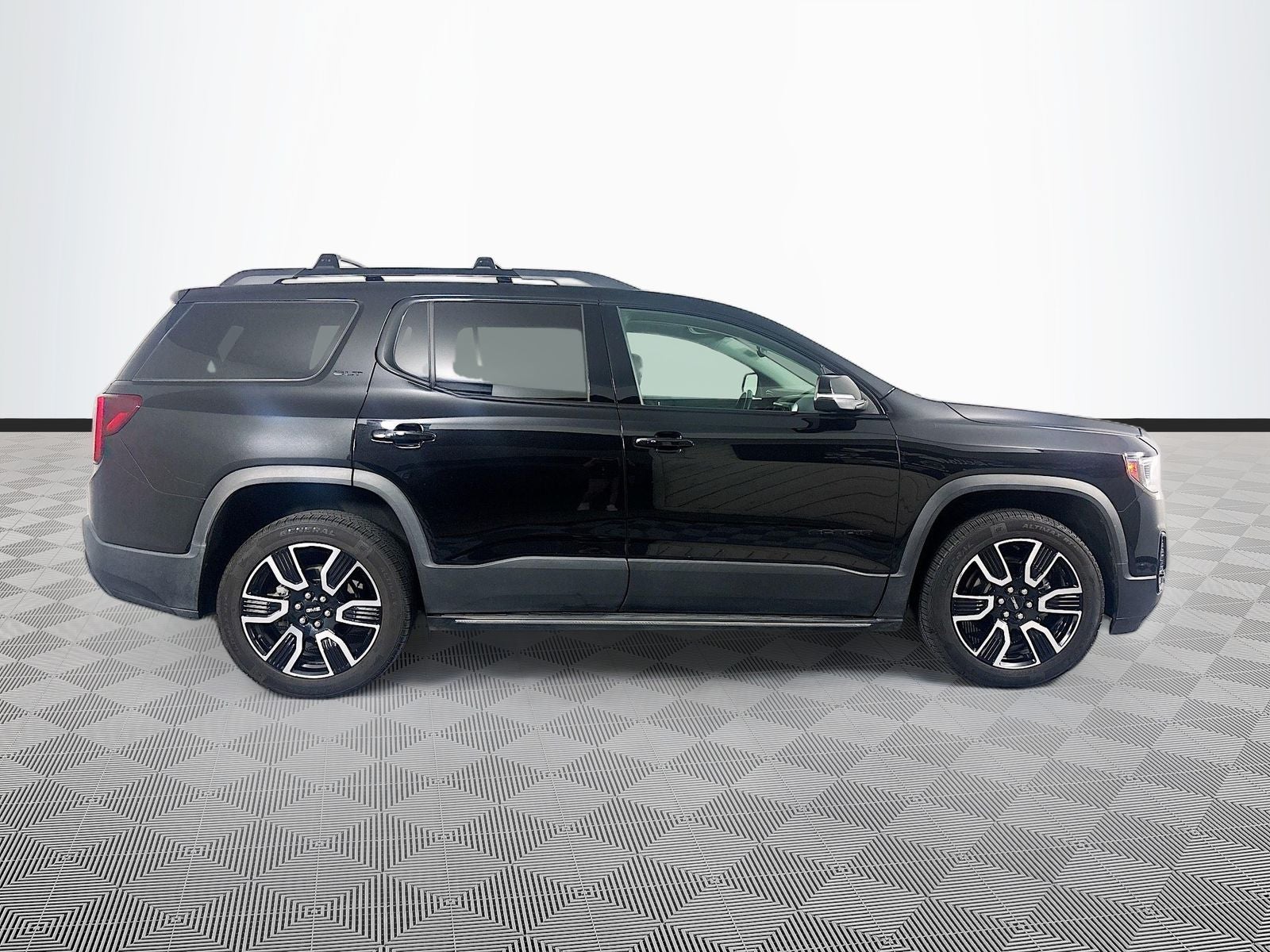 2021 GMC Acadia SLT