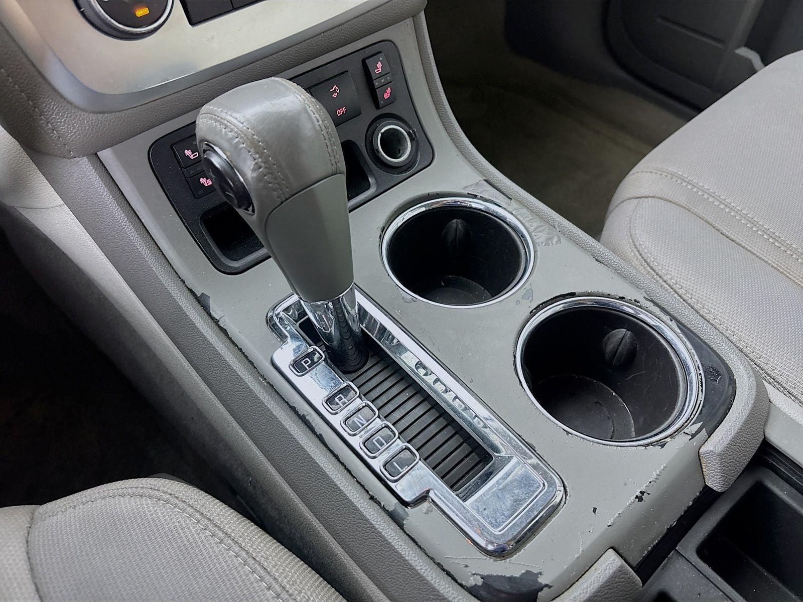 2013 GMC Acadia SLE-2