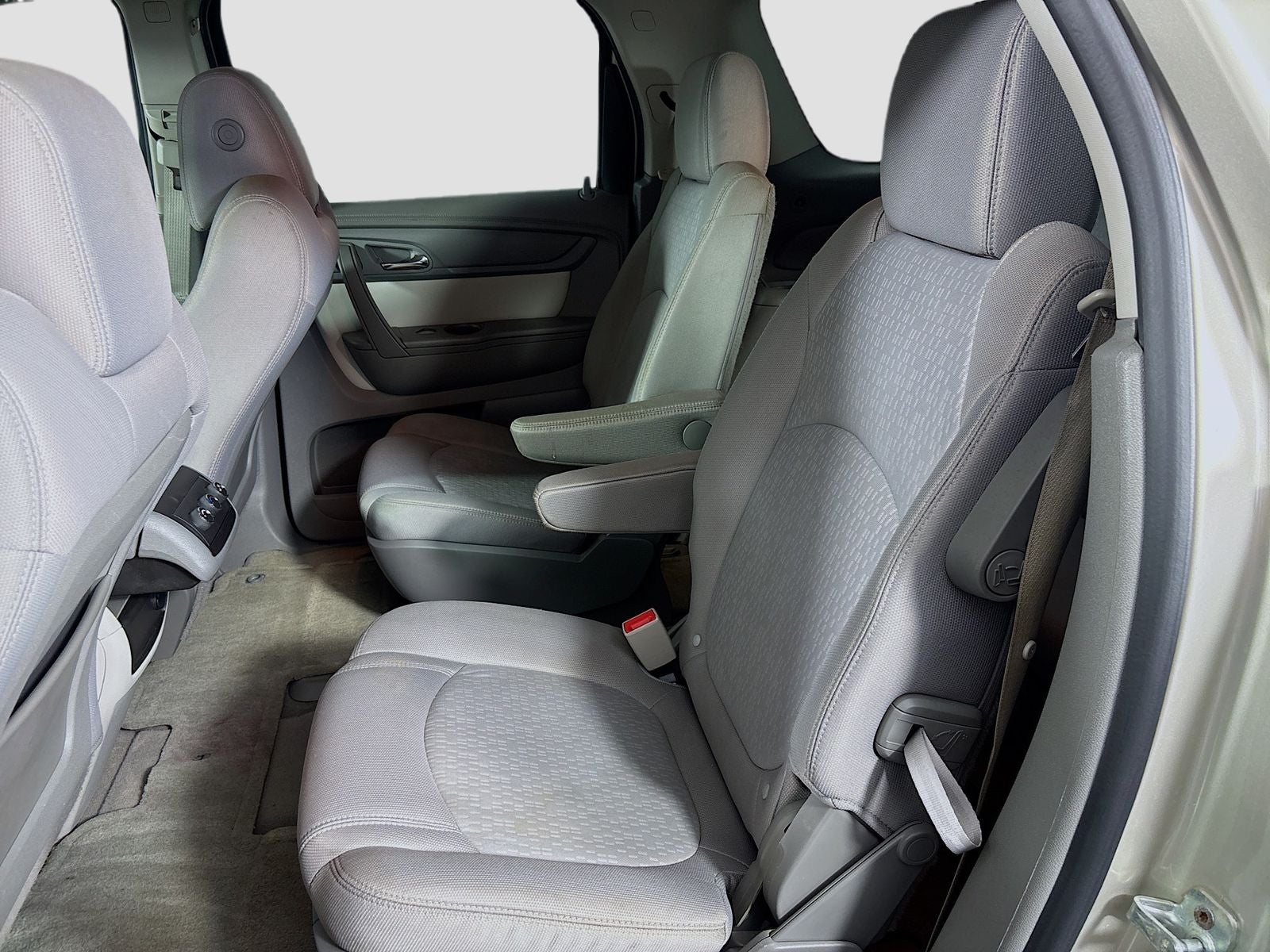 2013 GMC Acadia SLE-2