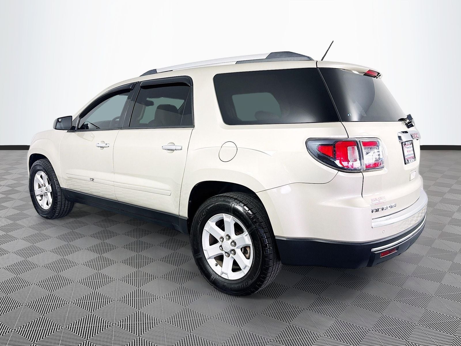 2013 GMC Acadia SLE-2
