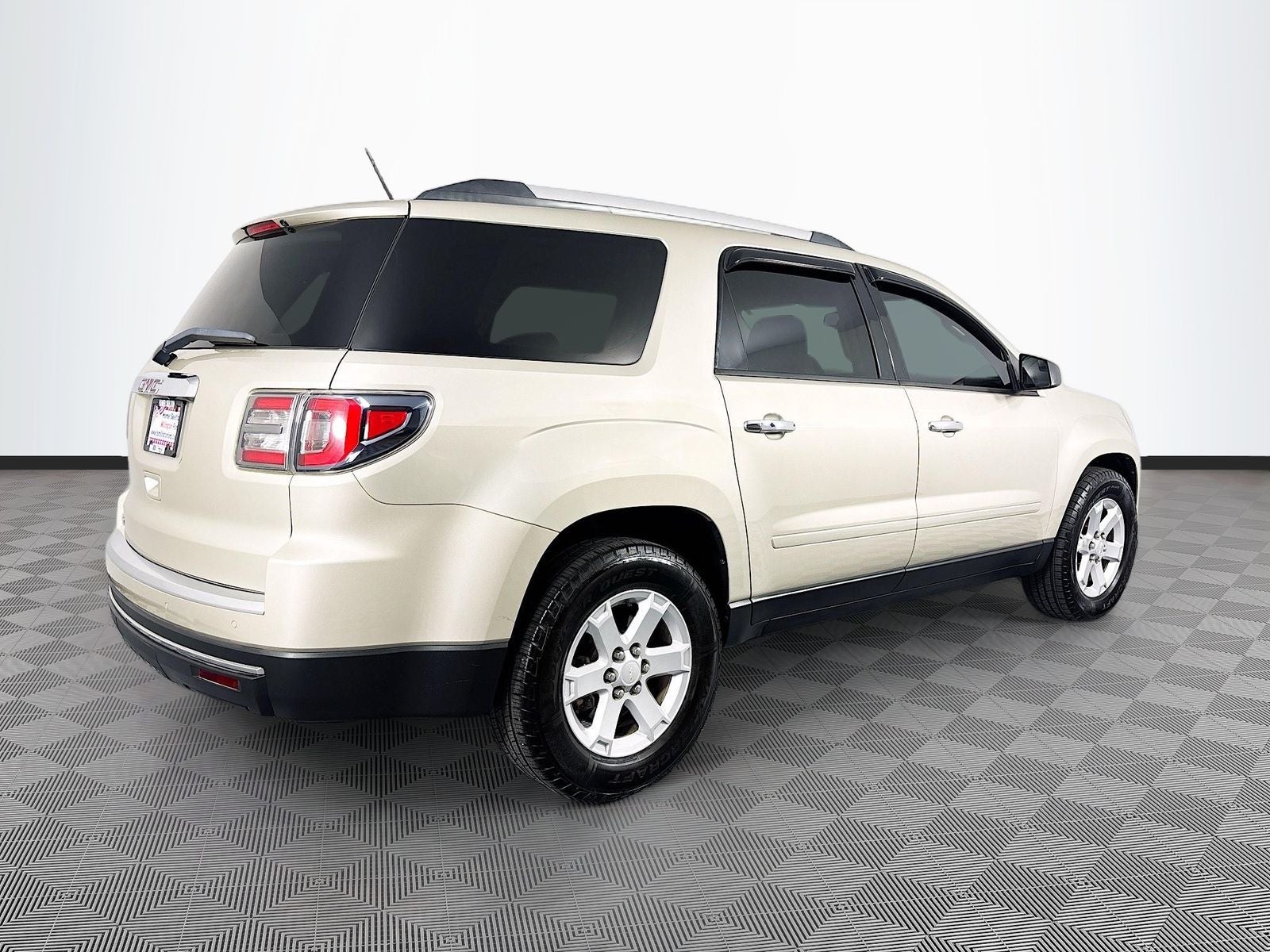 2013 GMC Acadia SLE-2