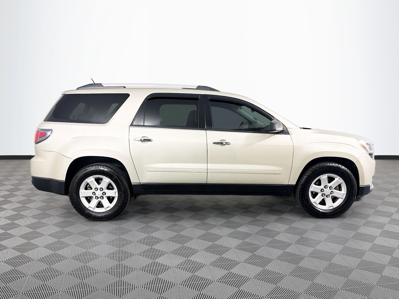 2013 GMC Acadia SLE-2