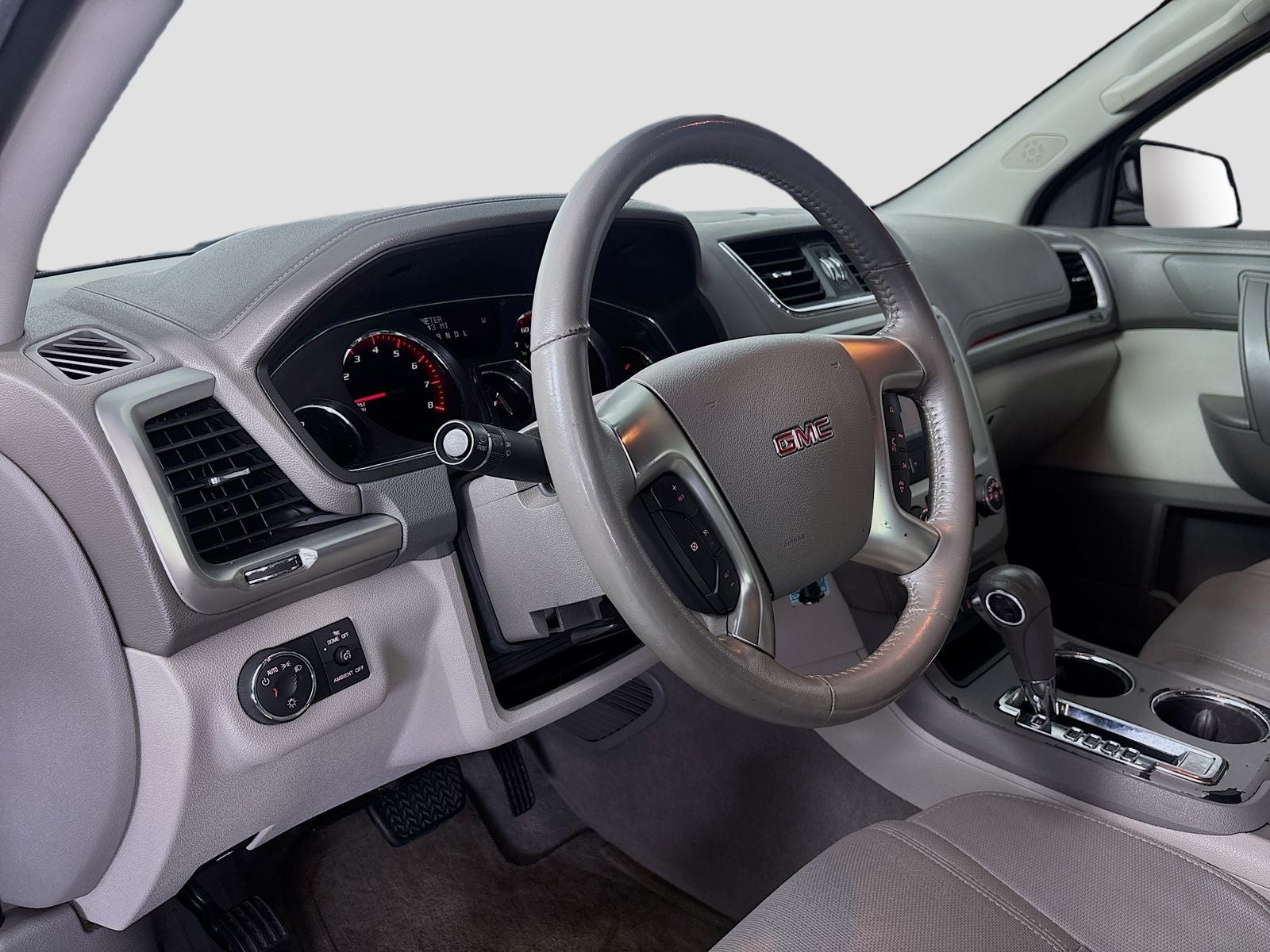 2013 GMC Acadia SLE-2