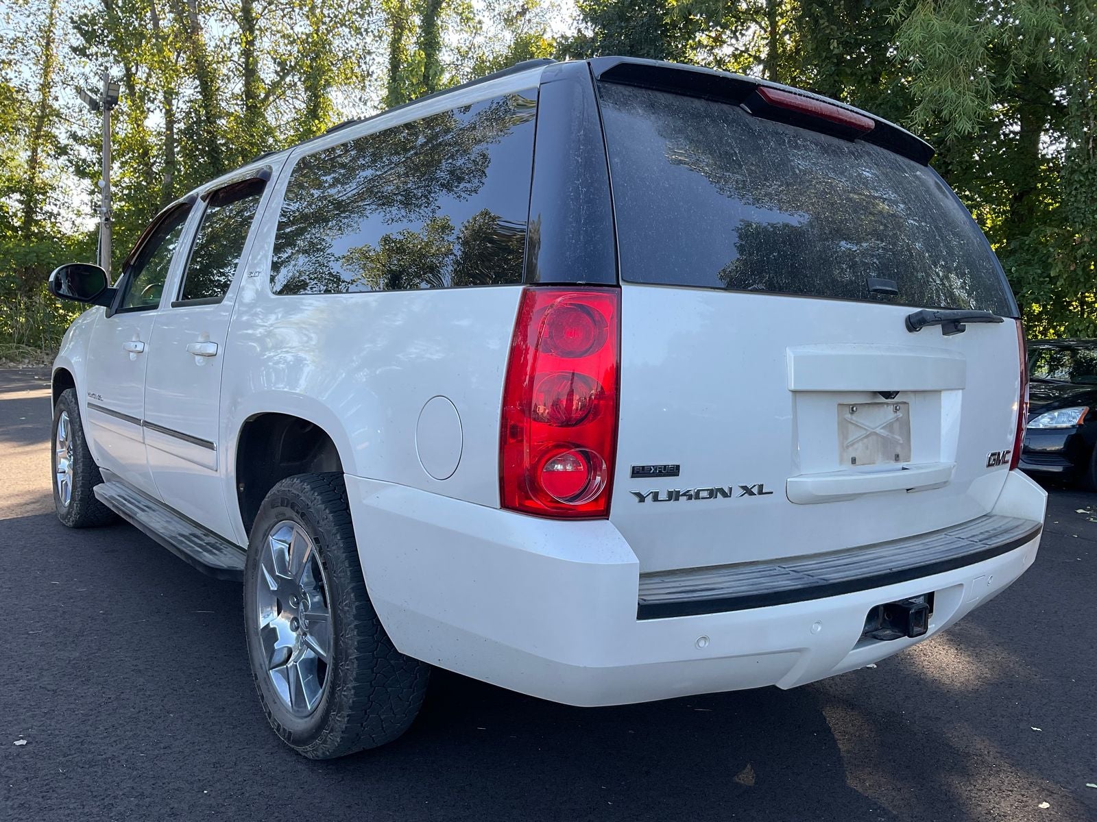 2011 GMC Yukon XL SLT 1500