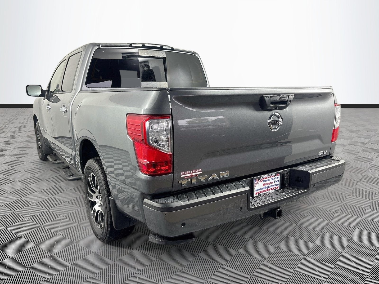 2021 Nissan Titan SV