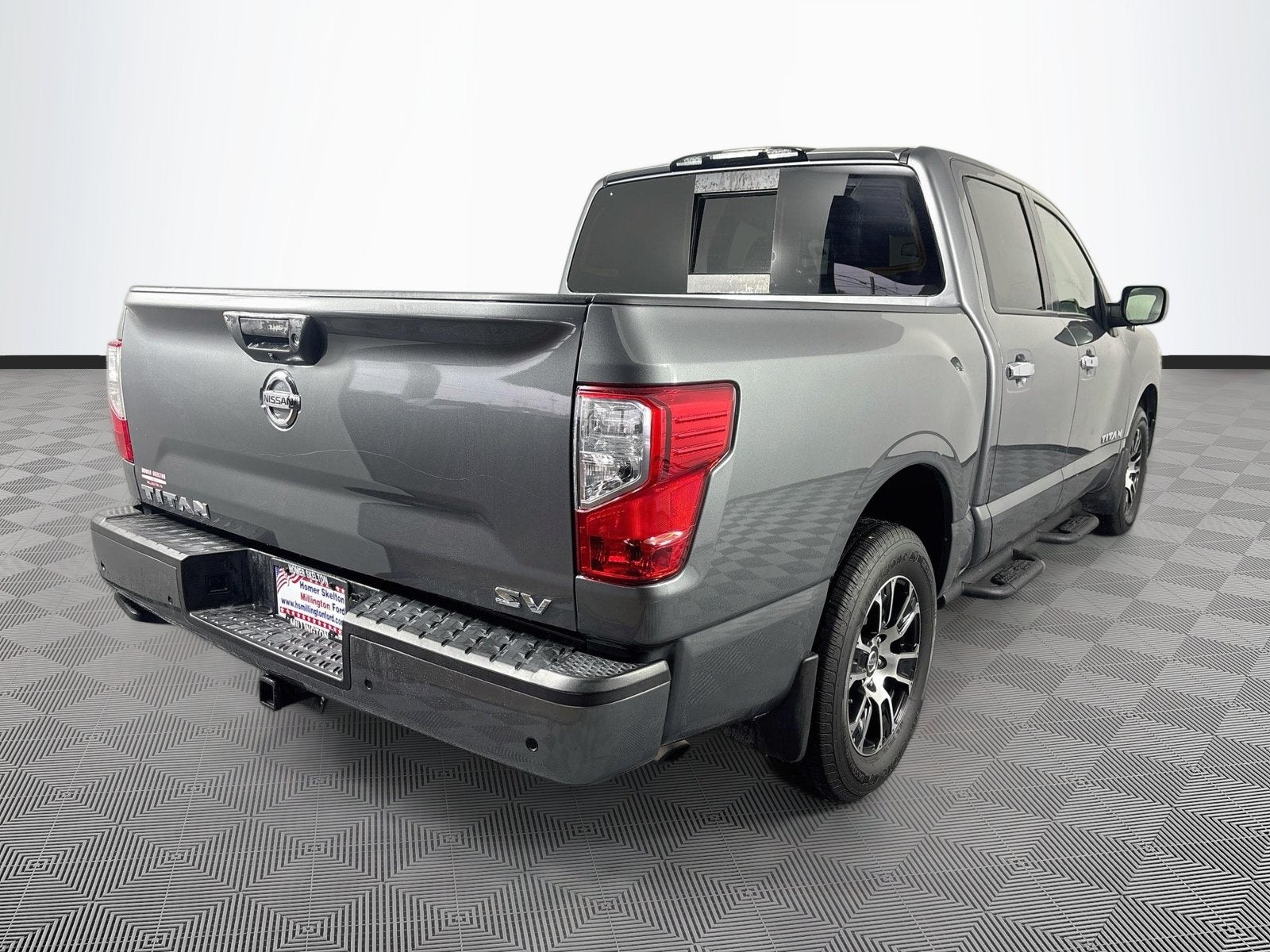 2021 Nissan Titan SV