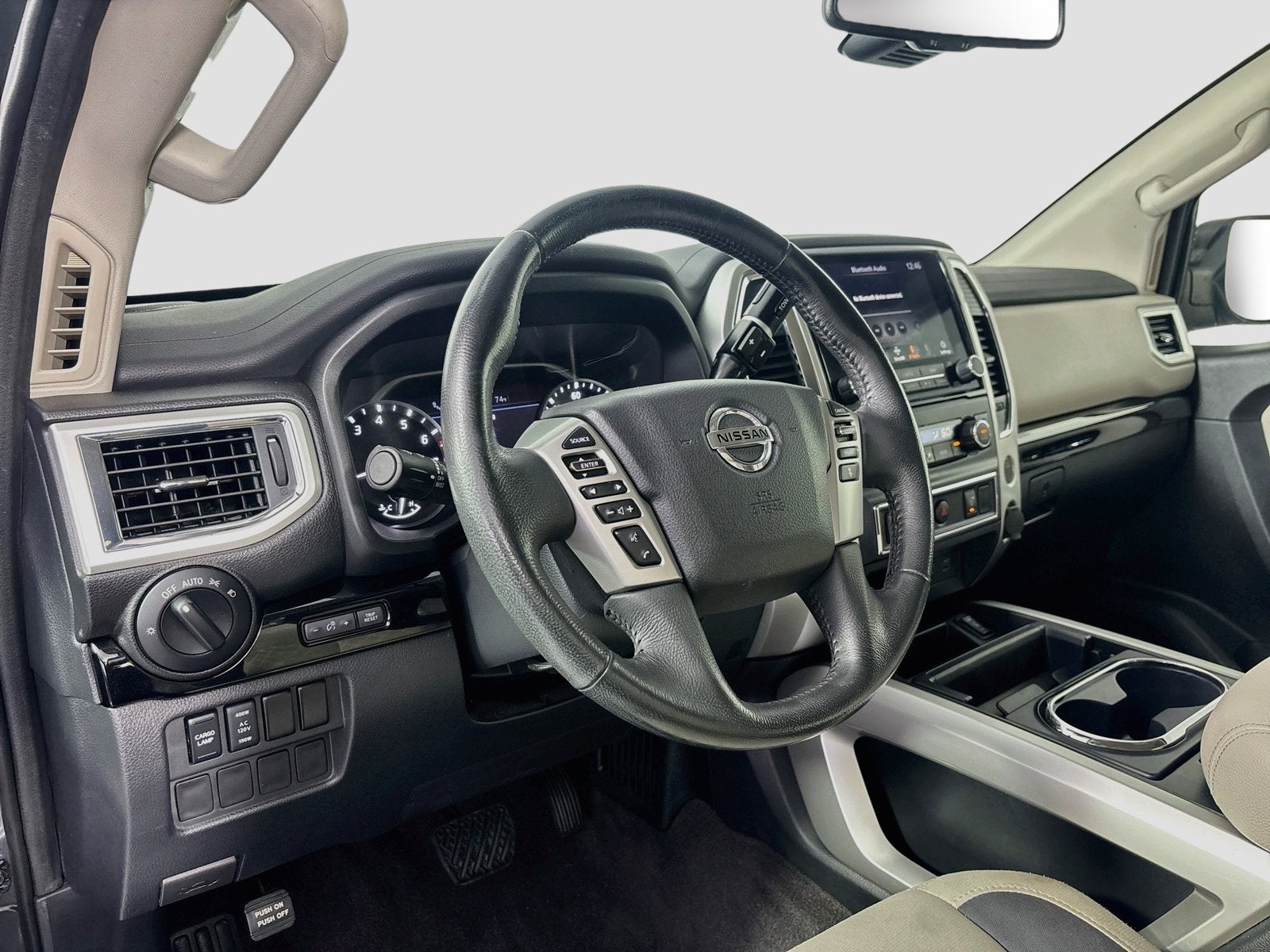 2021 Nissan Titan SV
