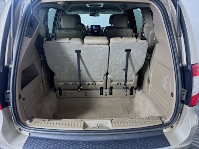 2012 Chrysler Town & Country Touring