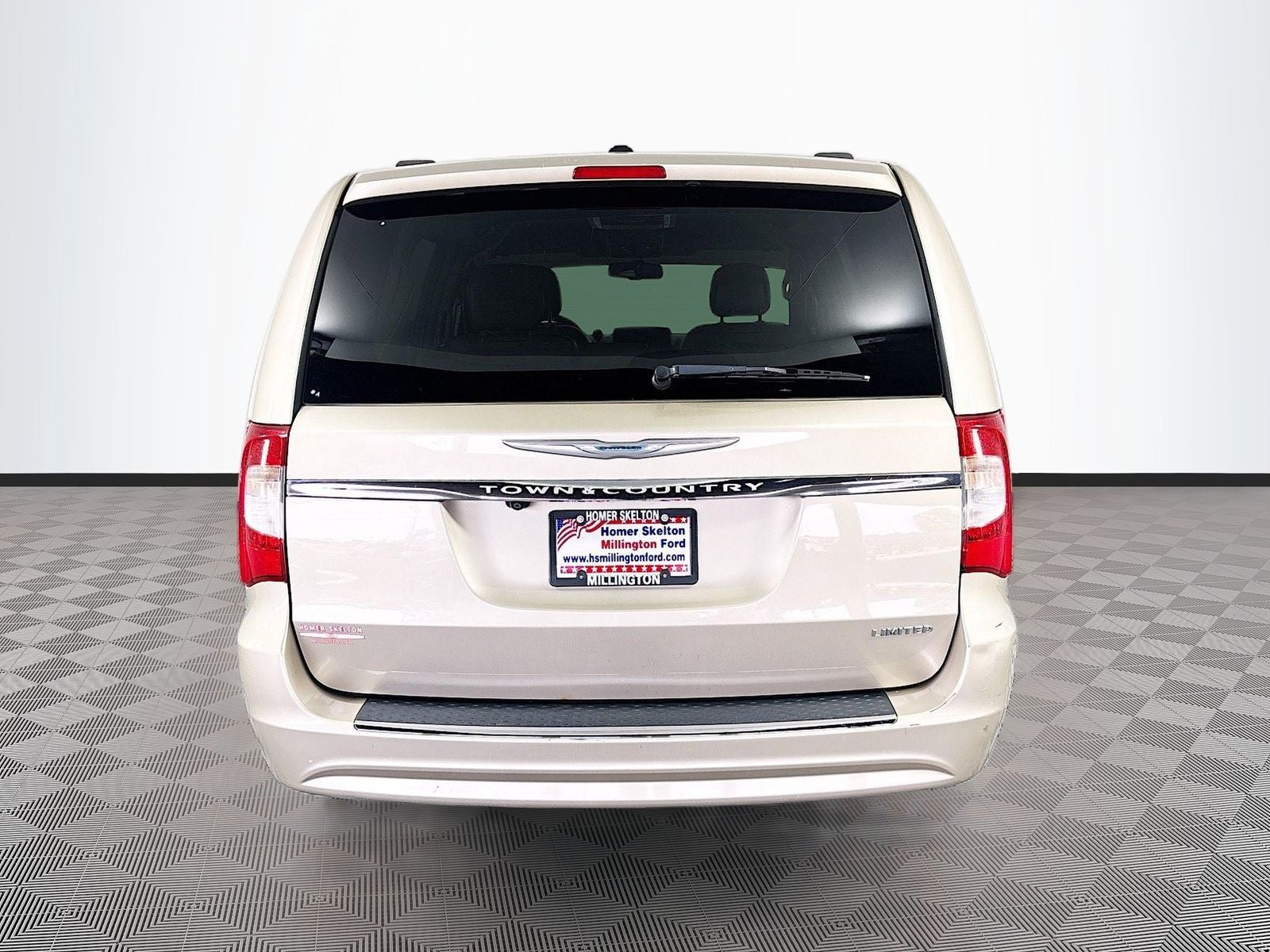 2012 Chrysler Town & Country Touring