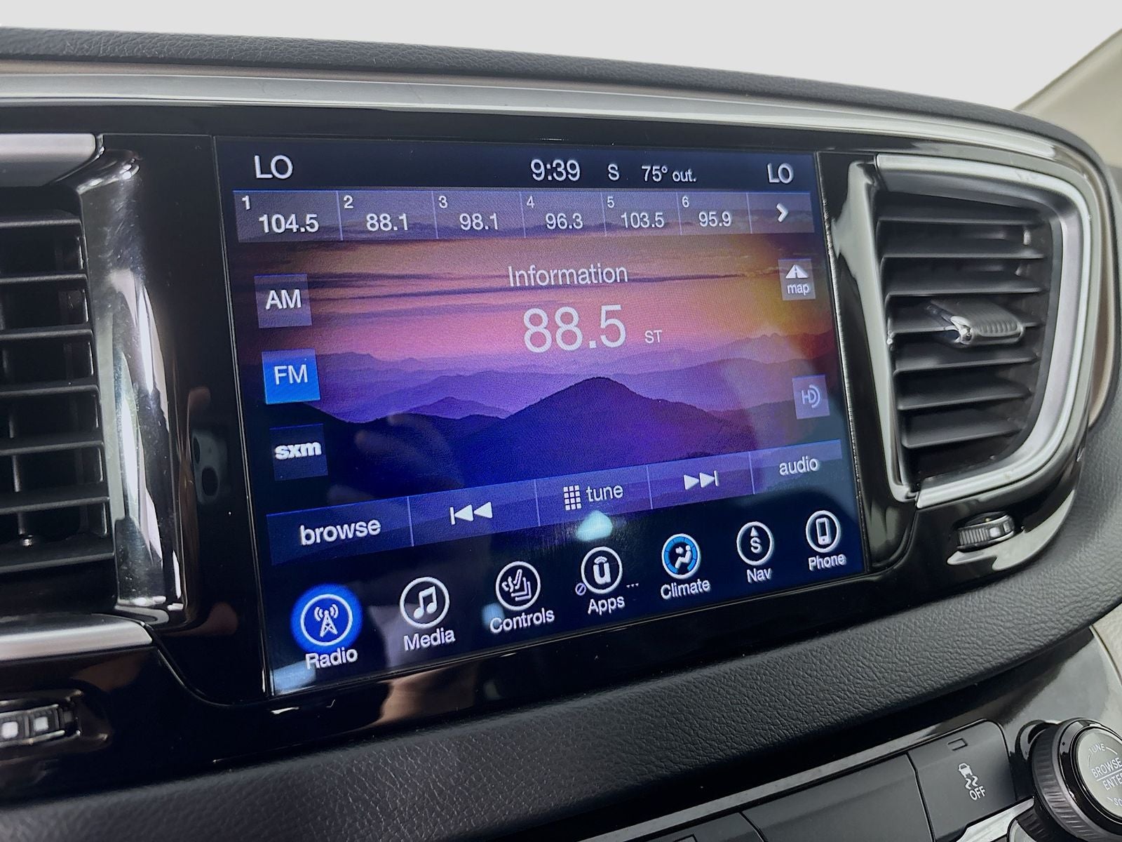 2017 Chrysler Pacifica Touring L Plus