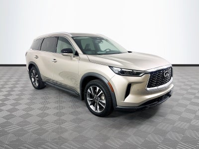 2023 INFINITI QX60 LUXE