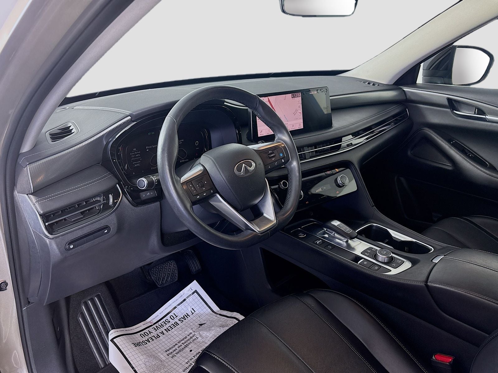 2023 INFINITI QX60 LUXE
