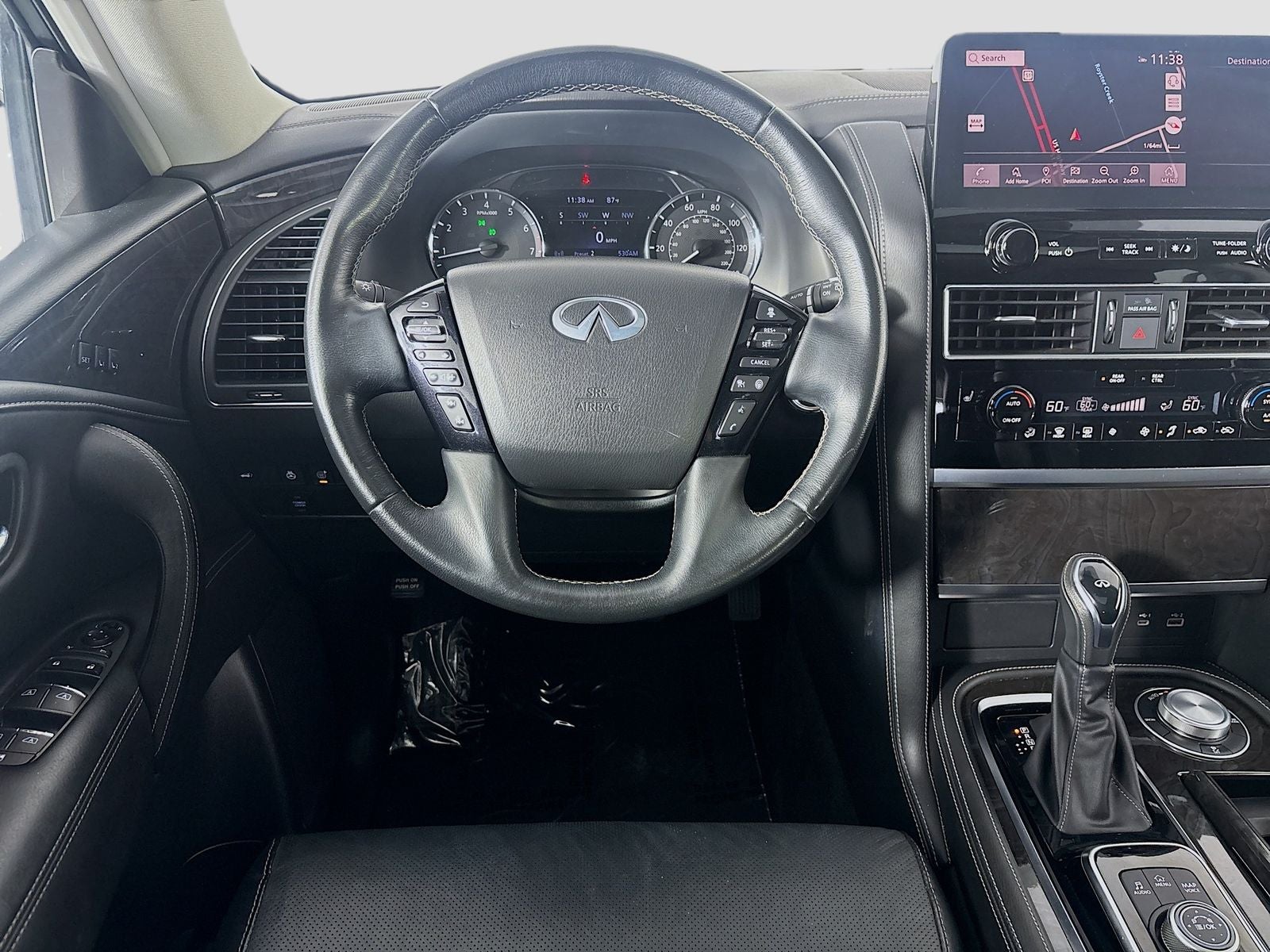 2024 INFINITI QX80 LUXE