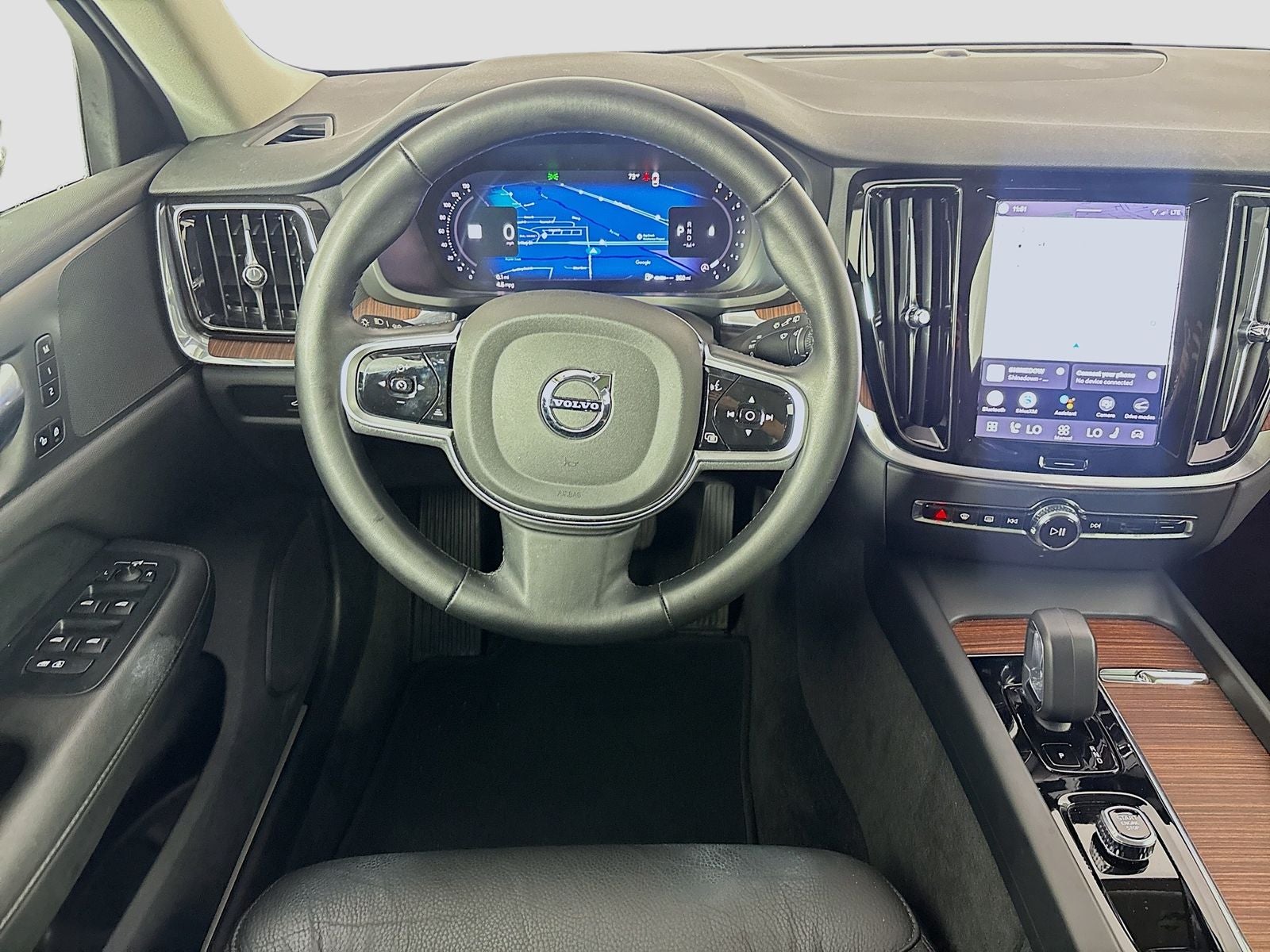 2025 Volvo V60 Cross Country B5 Plus