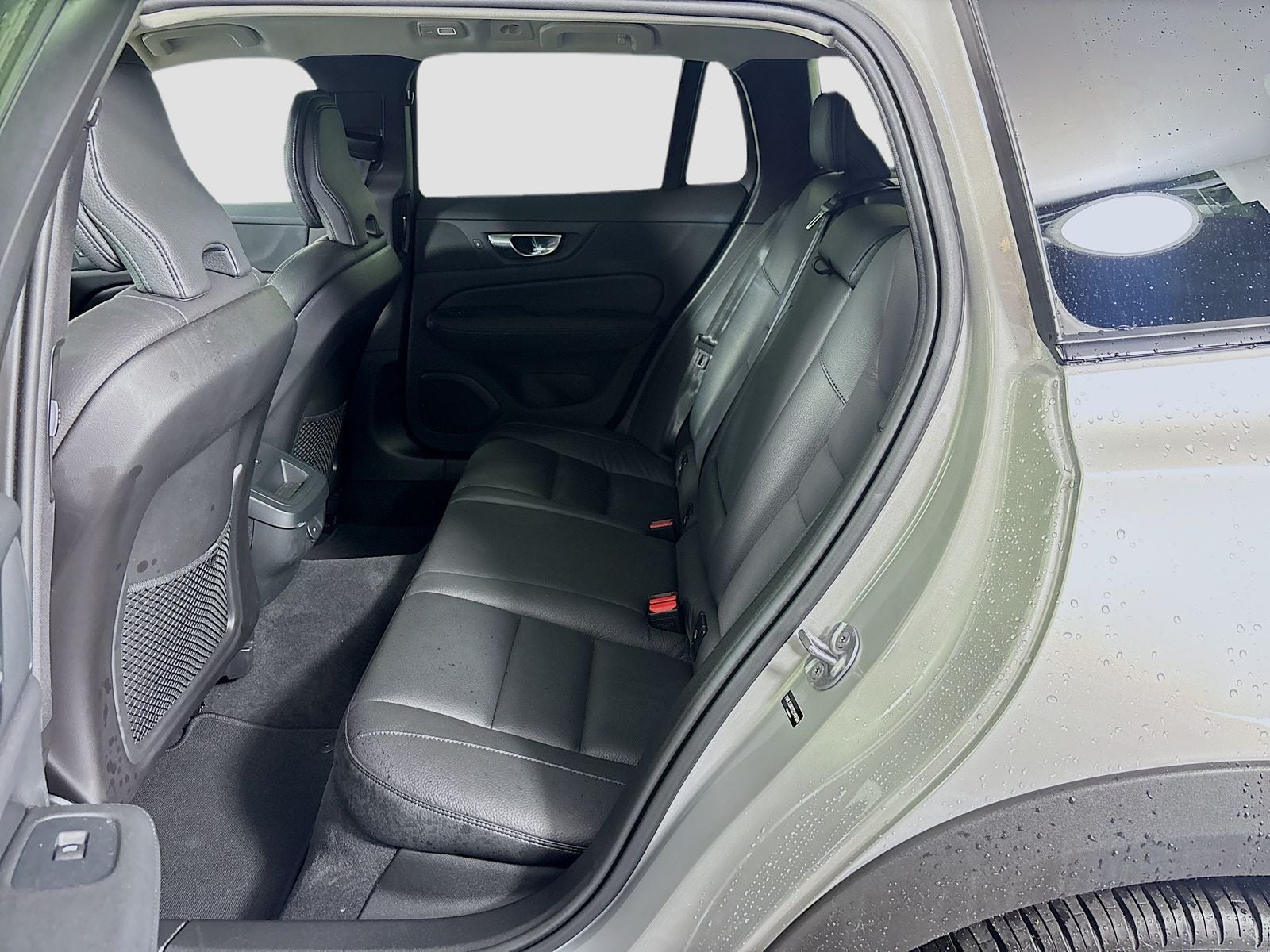 2025 Volvo V60 Cross Country B5 Plus