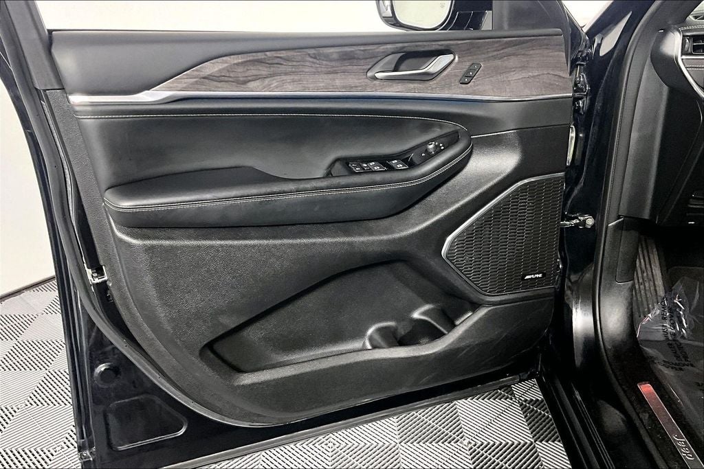 2024 Jeep Grand Cherokee Overland