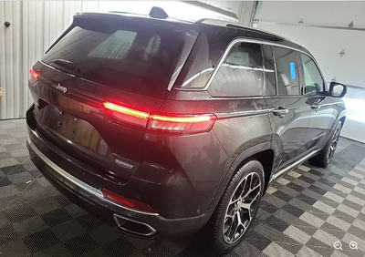 2023 Jeep Grand Cherokee Summit Reserve