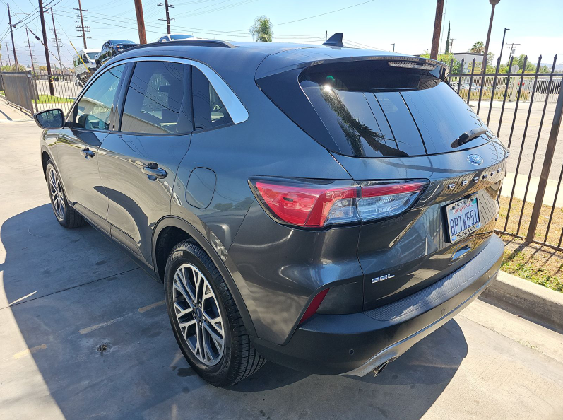 2020 Ford Escape SEL
