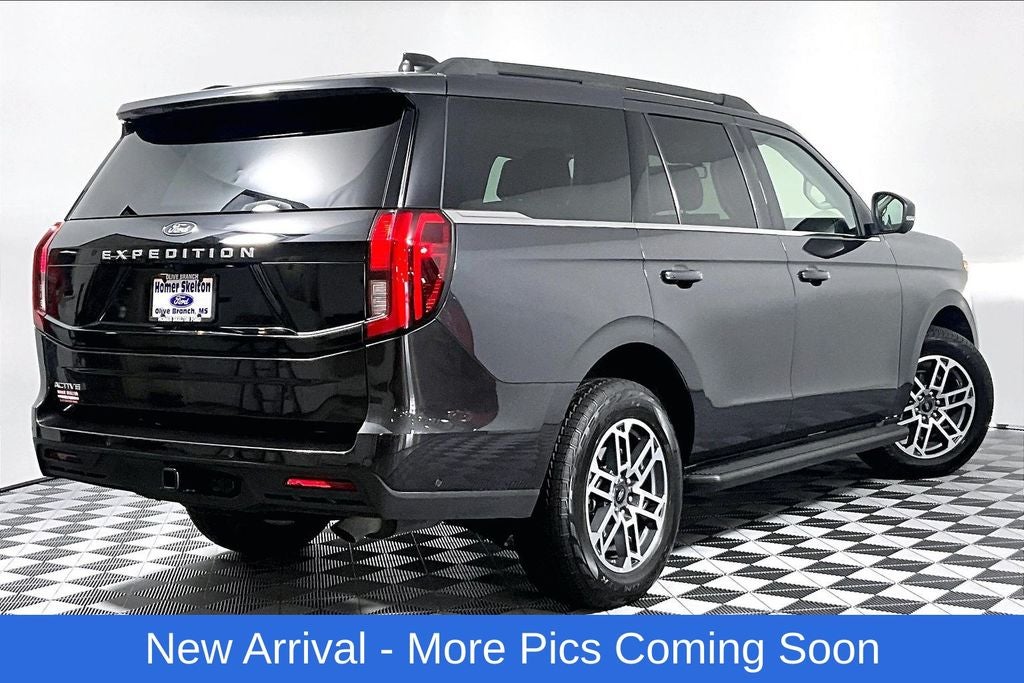 2025 Ford Expedition Active