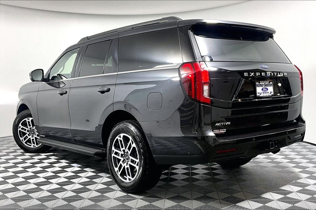 2025 Ford Expedition Active