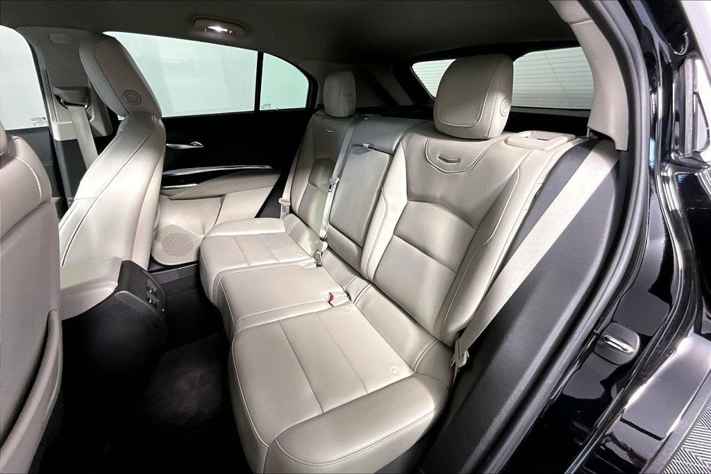 2023 Cadillac XT4 Luxury