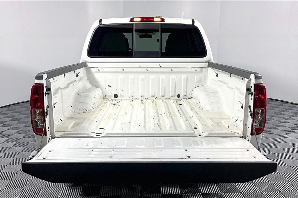 2021 Nissan Frontier SV