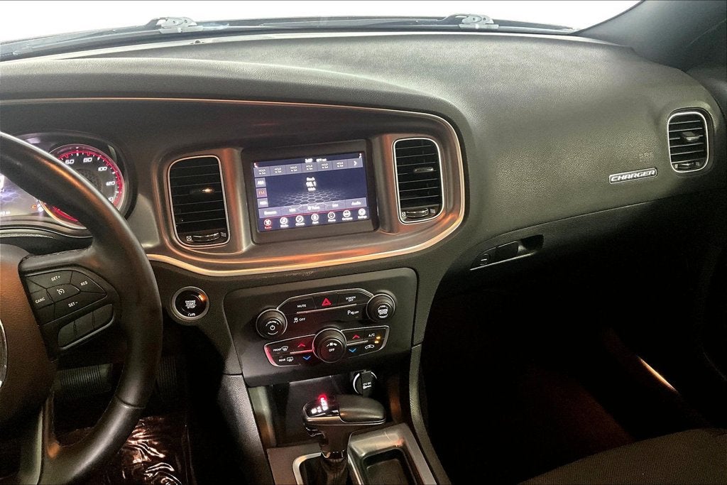 2020 Dodge Charger SXT