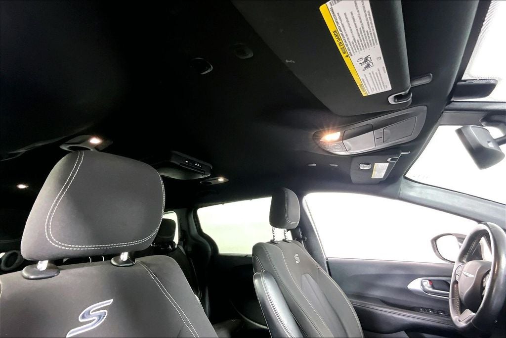 2020 Chrysler Pacifica Touring