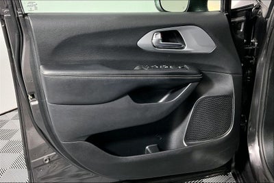 2020 Chrysler Pacifica Touring