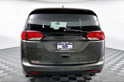 2020 Chrysler Pacifica Touring