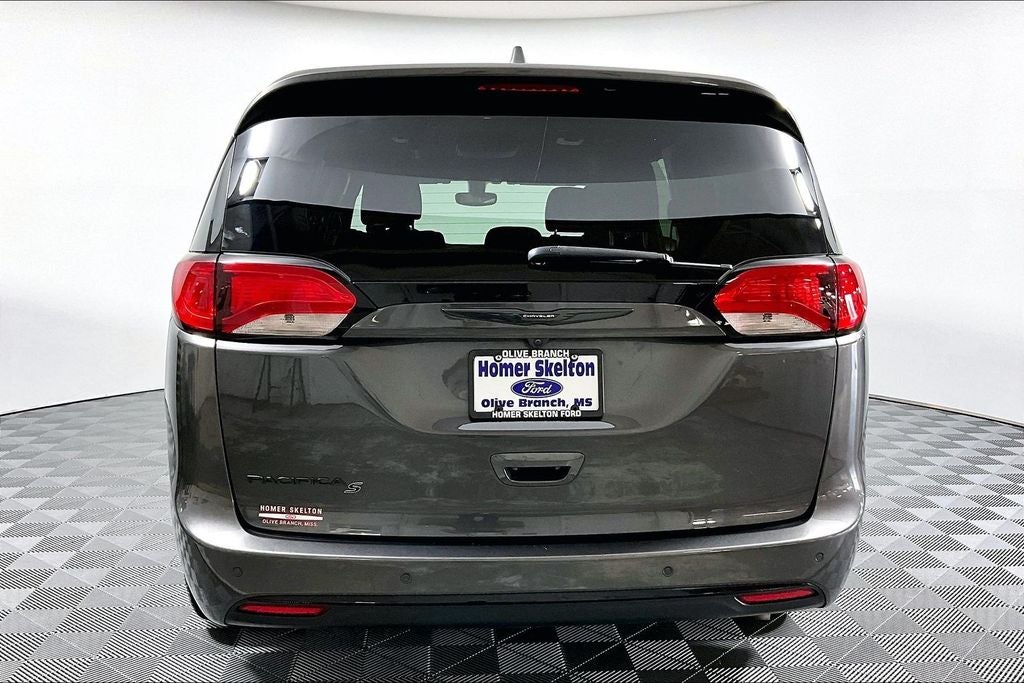 2020 Chrysler Pacifica Touring