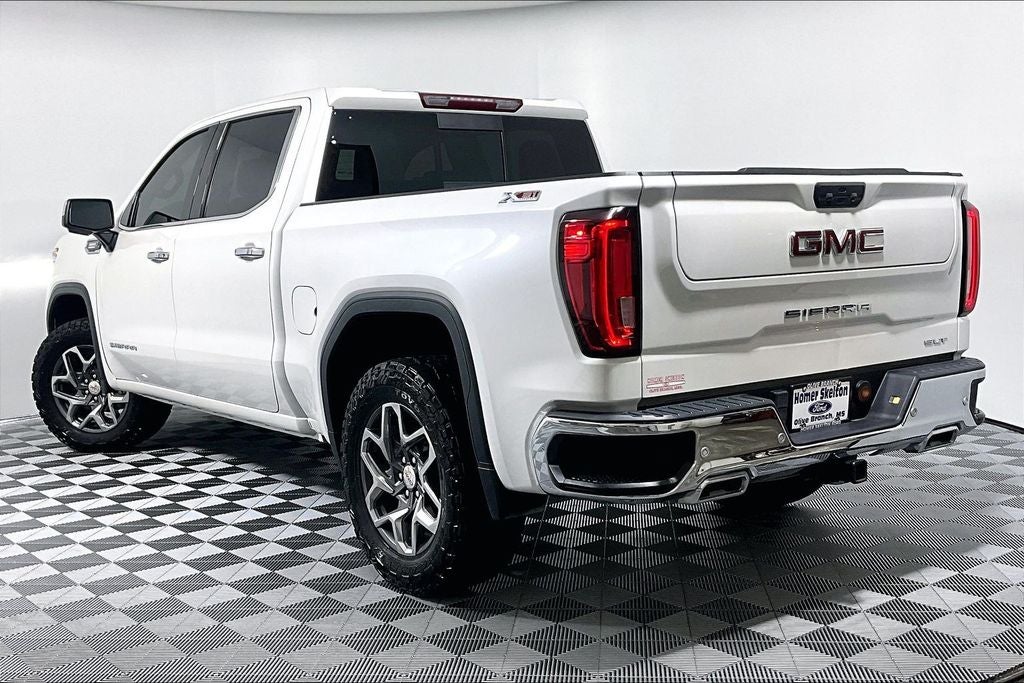 2024 GMC Sierra 1500 SLT