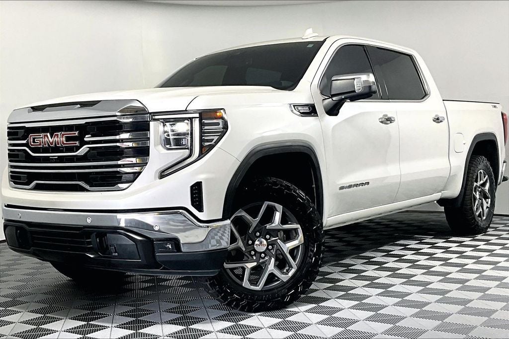 2024 GMC Sierra 1500 SLT