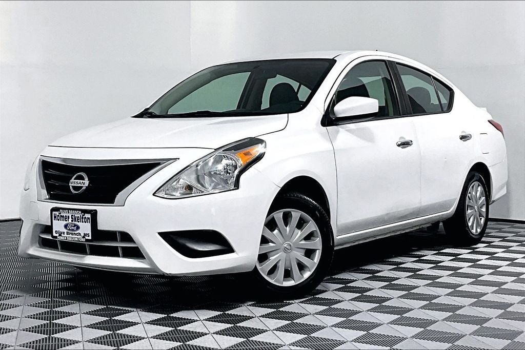 2019 Nissan Versa 1.6 SV