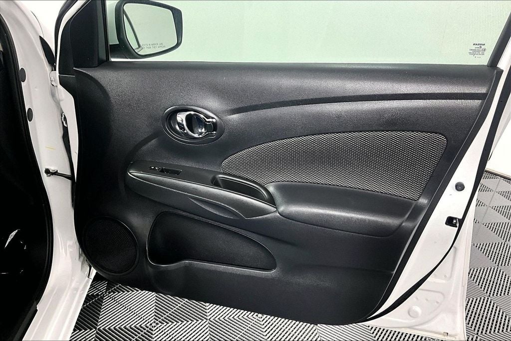 2019 Nissan Versa 1.6 SV
