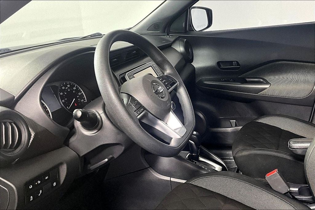 2020 Nissan Kicks S