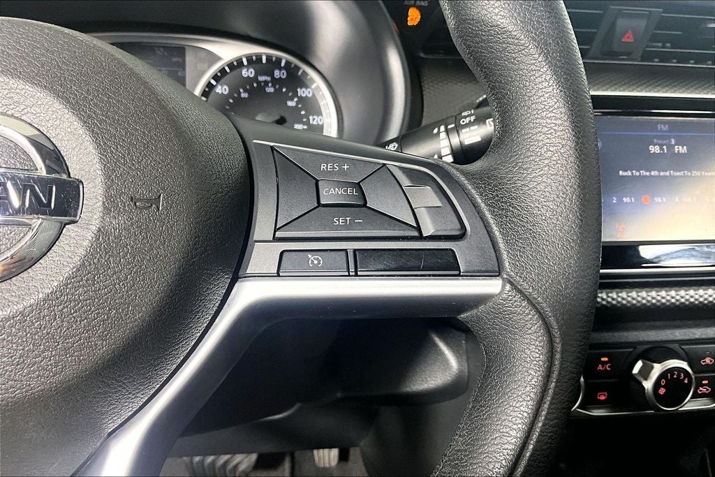 2020 Nissan Kicks S