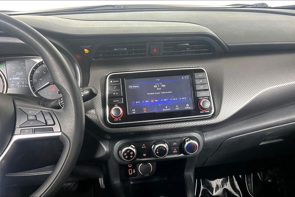 2020 Nissan Kicks S