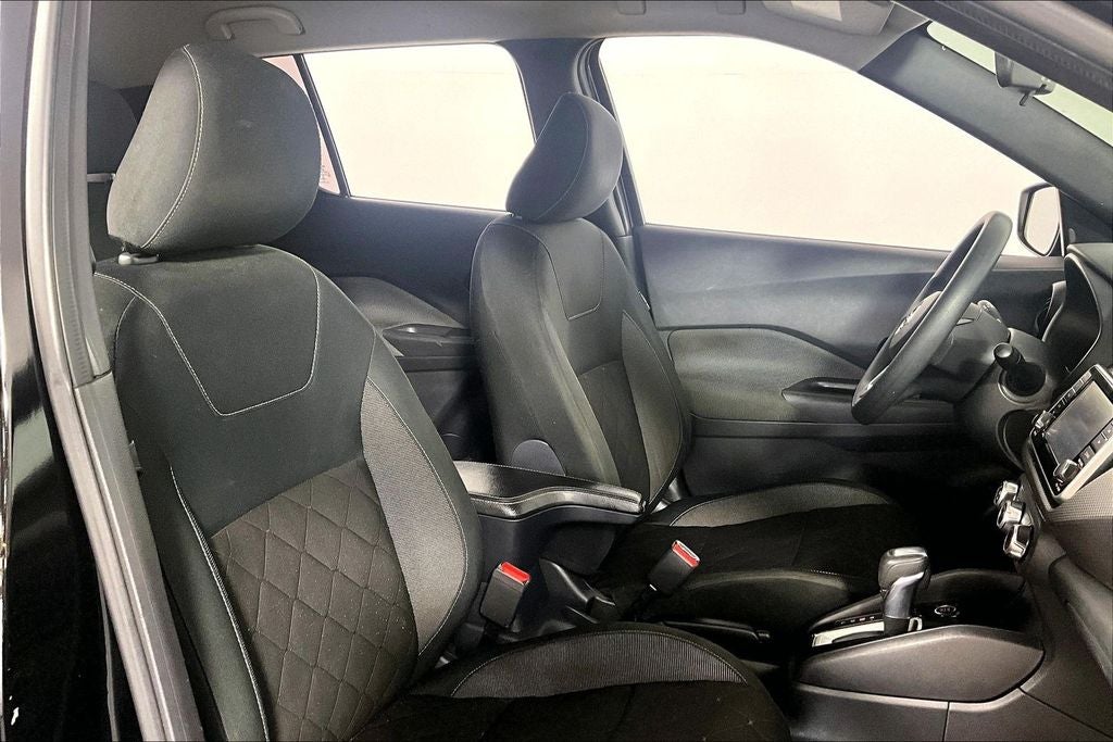 2020 Nissan Kicks S
