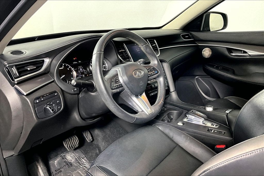 2023 INFINITI QX50 LUXE