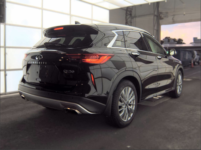 2023 INFINITI QX50 LUXE