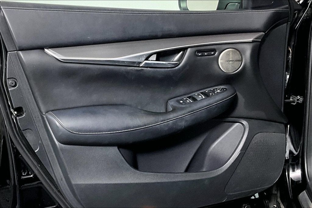 2023 INFINITI QX50 LUXE