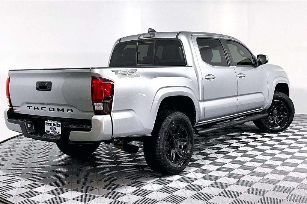 2022 Toyota Tacoma SR